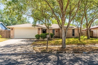 6118 Locke Ln, Corpus Christi, TX 78415