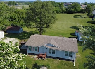 323 W Logan St, Osceola, IA 50213