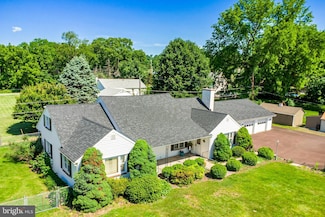 215 Yocum Rd, Phoenixville, PA 19460
