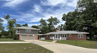 5600 N Plum St, Hutchinson, KS 67502