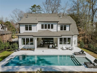 5608 Closeburn Rd, Charlotte, NC 28210