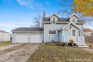 619 S Hayes St, Hastings, MI 49058