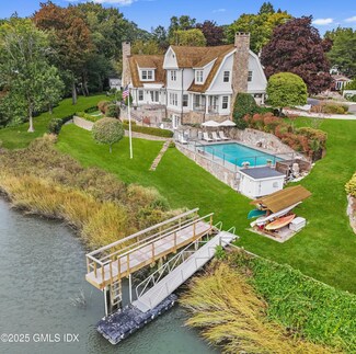 18 Shoal Point Ln, Greenwich, CT 06878