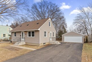 5612 Sumter Ave N, Minneapolis, MN 55428