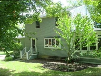 8 Western Ave, Essex, MA 01929
