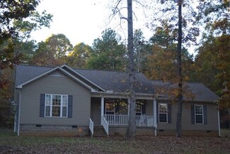 200 Covenant Cove Ln, Bath Springs, TN 38311
