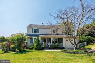 539 School House Ln, Willow Grove, PA 19090