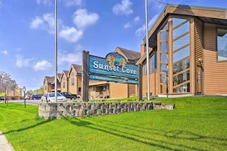 1111 River Rd Unit 205, Wisconsin Dells, WI 53965