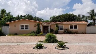 8520 NW 179th St, Hialeah, FL 33015