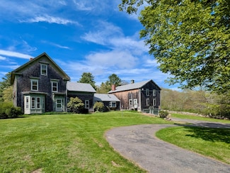 99 W Hamlet Rd, Newcastle, ME 04553