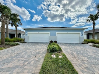 6044 Timberdale Ave, Wesley Chapel, FL 33545