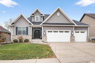 4136 Muirfield Ct, Bettendorf, IA 52722