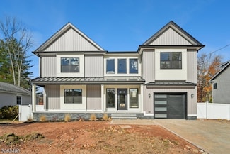 32 Marion Ave, New Providence, NJ 07974