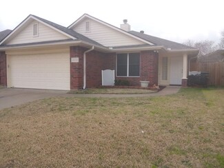 2632 Lochinvar Ln, Bryan, TX 77802