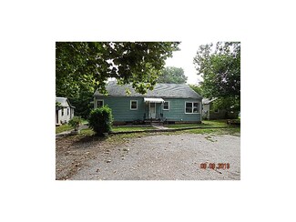 707 S Northern Blvd, Independence, MO 64053