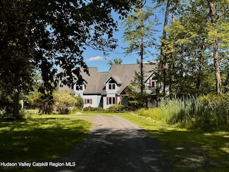 66 Fiddlehead Ln, Ghent, NY 12075