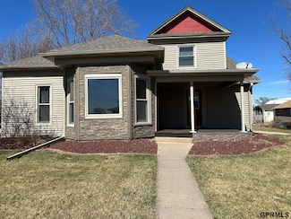 108 S Quince, de Witt, NE 68341
