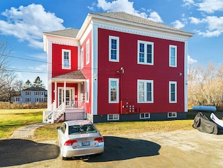 22 Burrill St, Fairfield, ME 04937