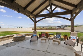 393 Roadster Ln, Grantsville, UT 84029