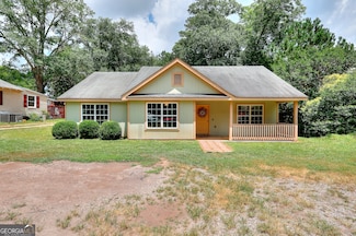 1223 S Madison Ave, Monroe, GA 30655
