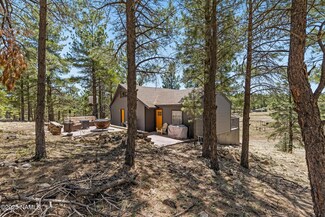 5552 White Tail Ln, Flagstaff, AZ 86001
