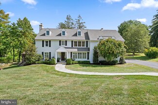 471 Glenmary Ln, Wayne, PA 19087