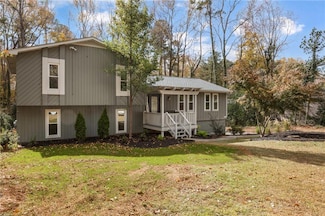 2919 Manitoba Ln, Marietta, GA 30062