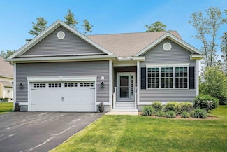 4 Crackling Log Ln, Londonderry, NH 03053