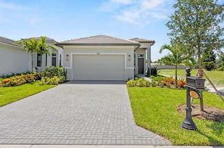 320 SE Via Sangro, Port St. Lucie, FL 34952
