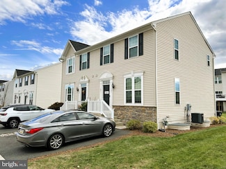 101 Kati Ct, Gilbertsville, PA 19525