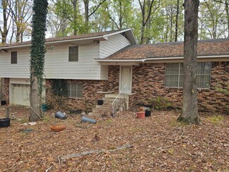 16622 Woodcrest Dr, Mabelvale, AR 72103