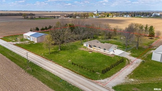 2172 County Road 1500 N, Beason, IL 62512