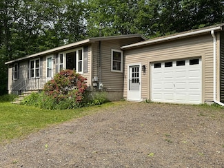 1305 Brunswick Ave, Gardiner, ME 04345