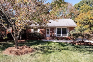 6332 Montpelier Rd, Charlotte, NC 28210