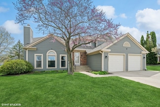 4351 N Cottonwood Trail, Hoffman Estates, IL 60192