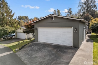 23914 66th St E Unit 33, Buckley, WA 98321