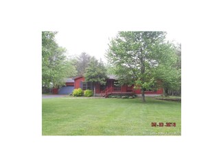 15218 Wilson Switch Rd, Borden, IN 47106