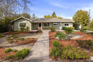 144 Pioneer Rd, Watsonville, CA 95076