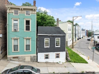 2114 Ravine St, Cincinnati, OH 45214