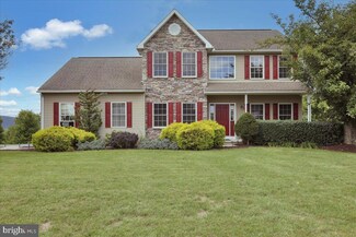 400 School Ln, Hamburg, PA 19526