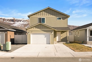 1359 Theo Way, Rock Island, WA 98850