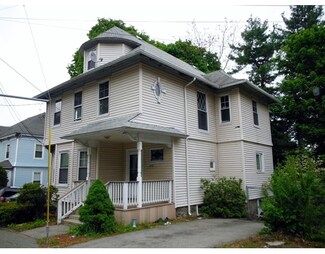 546 Haverhill St, Lawrence, MA 01841