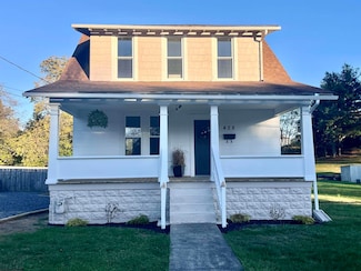 428 James St, Bridgeport, WV 26330