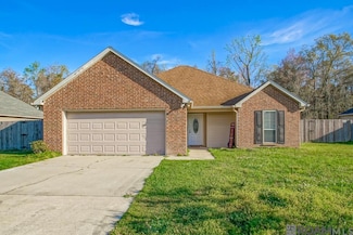 22183 Moss St, Ponchatoula, LA 70454