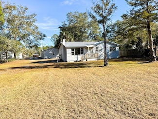 723 Three Rivers Rd, Carrabelle, FL 32322