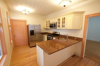 31 Dunreath St Unit 1, Roxbury, MA 02119