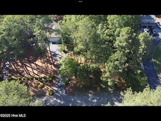 114 Vanore Rd, Seven Lakes, NC 27376