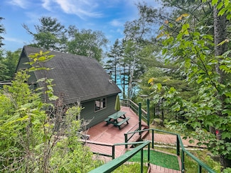 80 Cliff Rd, Beaver Cove, ME 04441