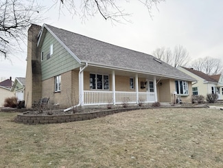 903 Dayton St, Mayville, WI 53050