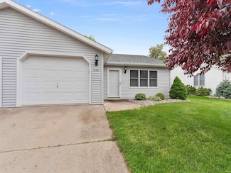808 Apple Hill Way, Angola, IN 46703